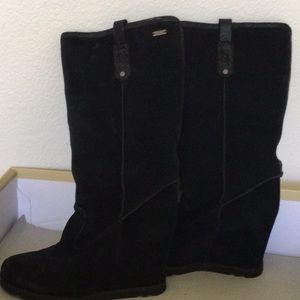 Ugg Black  Sweade Boots size 7 New made in Vietnam